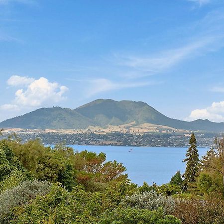 Lofty Lakeviews - Acacia Bay Holiday Home Taupo Ngoại thất bức ảnh